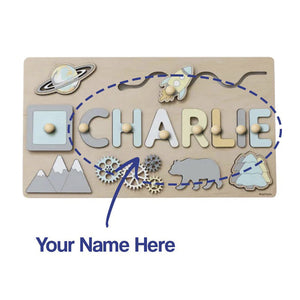 Tablica Montessori z drewna z personalizowanym imieniem